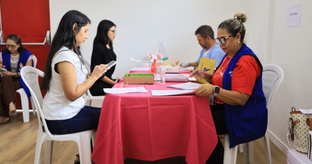 Serviços de saúde são oferecidos a servidoras da Seminf em Manaus