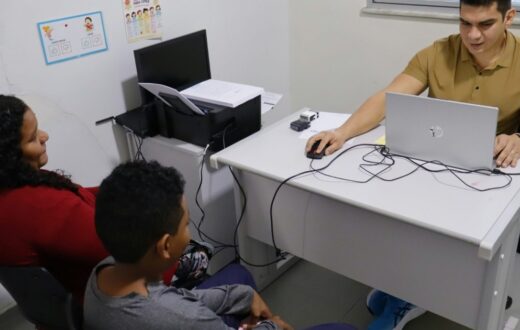 Primeira avaliação em neuropediatria pode indicar exames e encaminhamentos na rede estadual